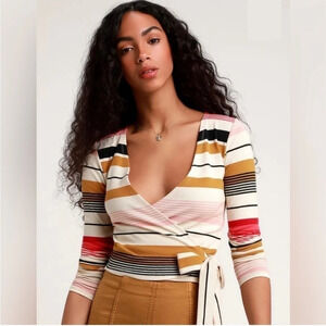 Billabong Cream Stripe Long Sleeve Wrap Top. Small. Excellent condition!